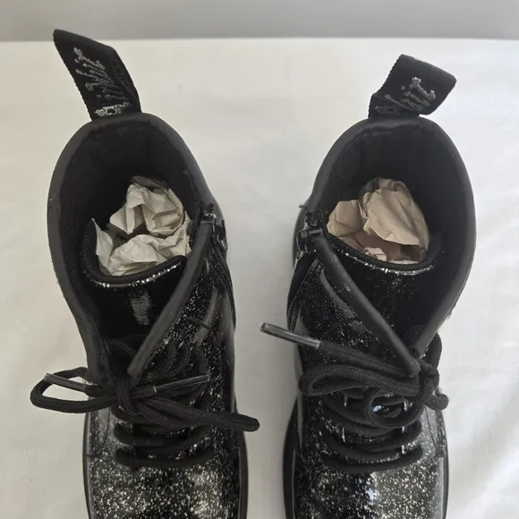 DR. MARTENS '1460' BOOTS COMBAT COSMIC GLITTER BLACK SILVER UNISEX (5W 4M)