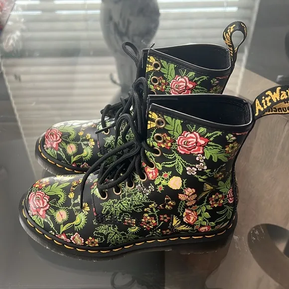 Dr Martens 1460 Floral Bloom Leather Lace-Up Boots, NEW, Size US 5 | EU 36