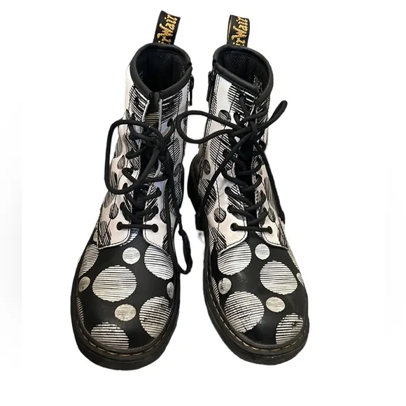 Dr. Martens 1460 Polka Dot Smooth Leather Lace Up Boots US 6