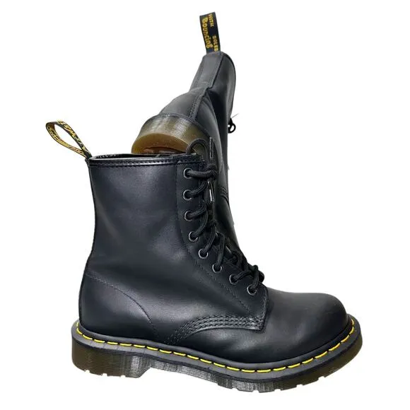 Dr. Martens 1460 Women's Smooth Leather Lace Up Boots Black 7
