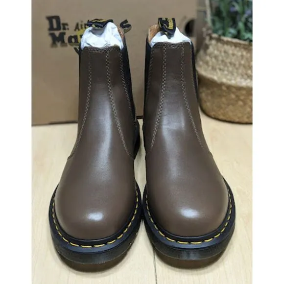 Dr. Martens 2976 Dark Khaki Yellow Stitch Artimus Leather Chelsea Boots UK8 NIB