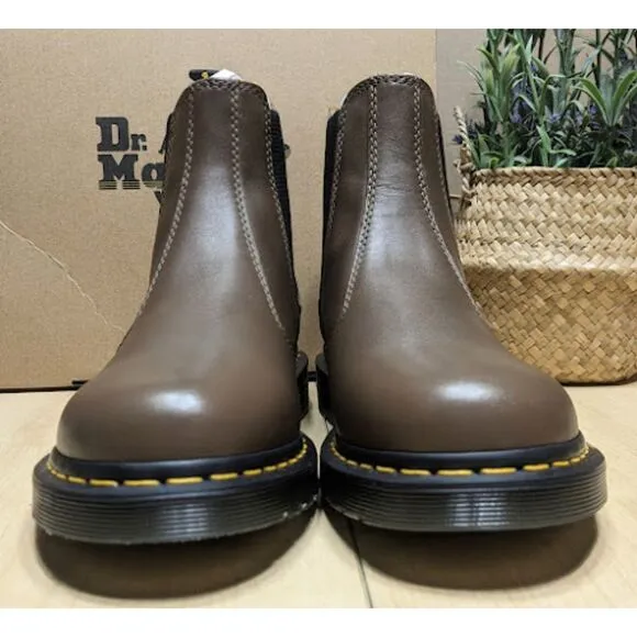 Dr. Martens 2976 Dark Khaki Yellow Stitch Artimus Leather Chelsea Boots UK8 NIB