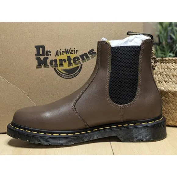 Dr. Martens 2976 Dark Khaki Yellow Stitch Artimus Leather Chelsea Boots UK8 NIB
