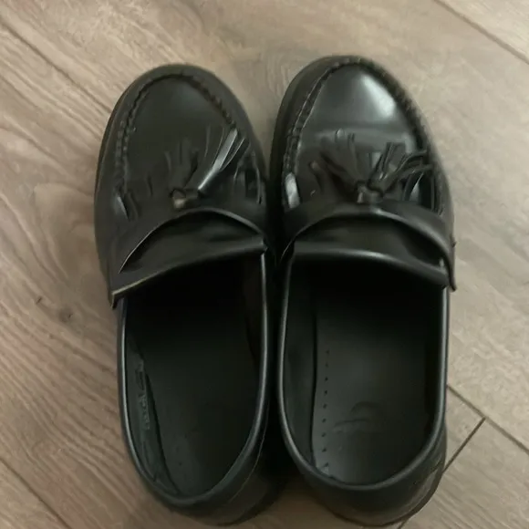 Dr. Martens Adrian Smooth Leather Tassel Loafers Shoes Sz:6 Black