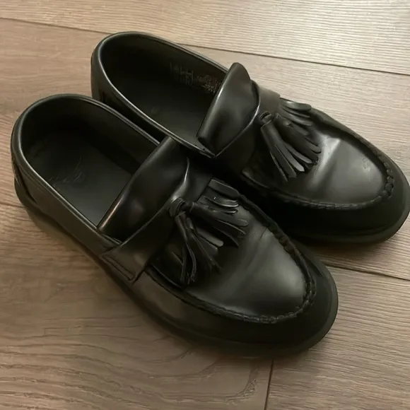 Dr. Martens Adrian Smooth Leather Tassel Loafers Shoes Sz:6 Black