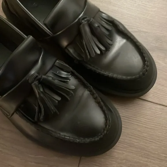 Dr. Martens Adrian Smooth Leather Tassel Loafers Shoes Sz:6 Black