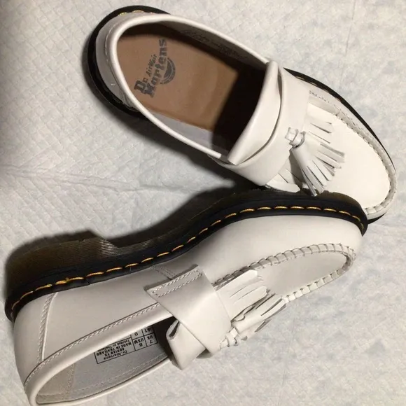 DR. MARTENS ADRIAN YS WHITE TASSEL LOAFERS
