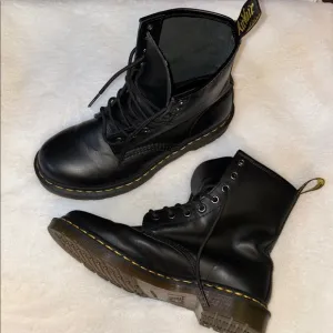 Dr. Martens Black and Yellow Ankle Boots Smooth Leather