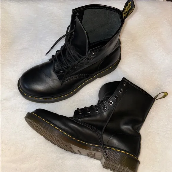Dr. Martens Black and Yellow Ankle Boots Smooth Leather