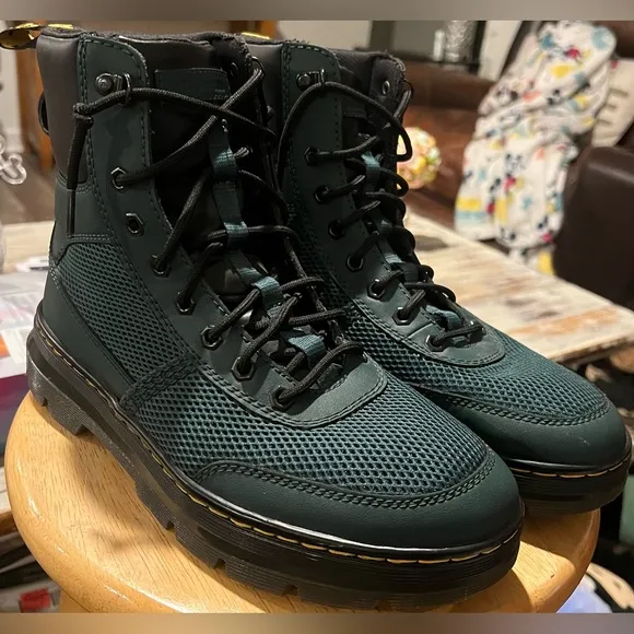 Dr. Martens Combs Tech Combat Boots Unisex M9/W10 Green Leather &amp; Canvas Lace Up