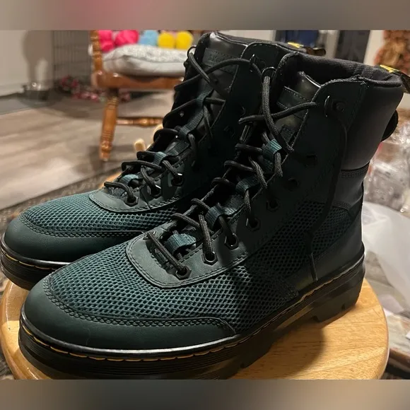 Dr. Martens Combs Tech Combat Boots Unisex M9/W10 Green Leather &amp; Canvas Lace Up