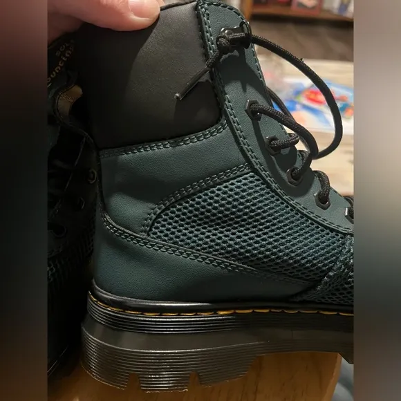 Dr. Martens Combs Tech Combat Boots Unisex M9/W10 Green Leather &amp; Canvas Lace Up