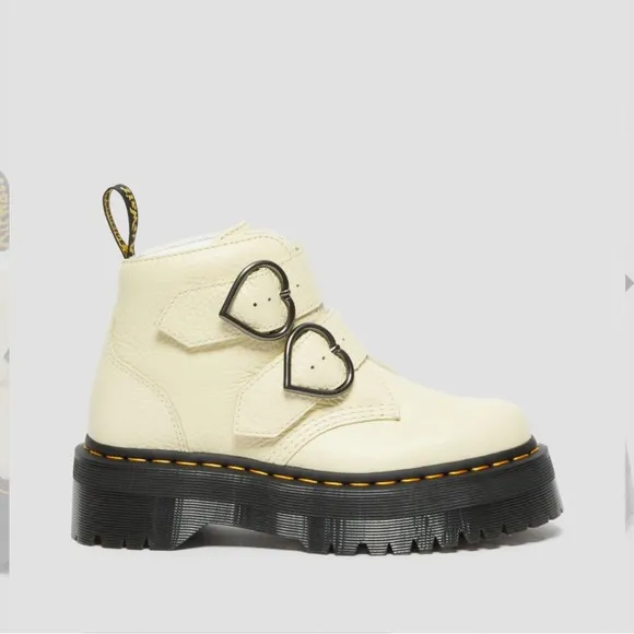 DR MARTENS DEVON HEART LEATHER PLATFORM BOOTS