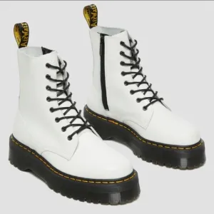 Dr. Martens Docs Jadon Smooth Leather Platform Boots in White US Womens Size 8