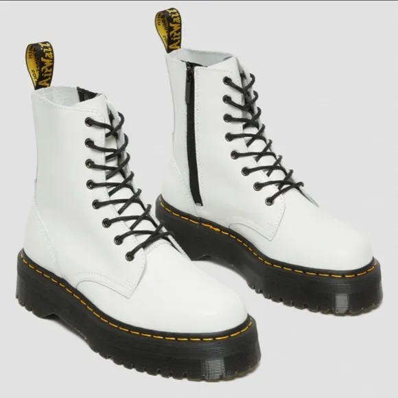 Dr. Martens Docs Jadon Smooth Leather Platform Boots in White US Womens Size 8
