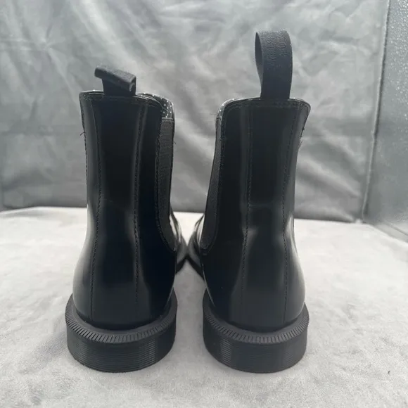 Dr Martens Flora Black Leather Chelsea Boots Women’s Size 9