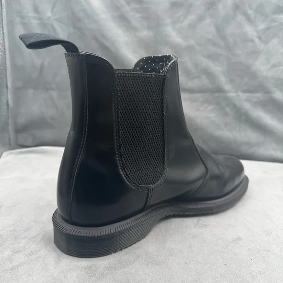 Dr Martens Flora Black Leather Chelsea Boots Women’s Size 9