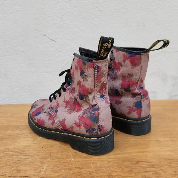 Dr. Martens Floral Castel Boots