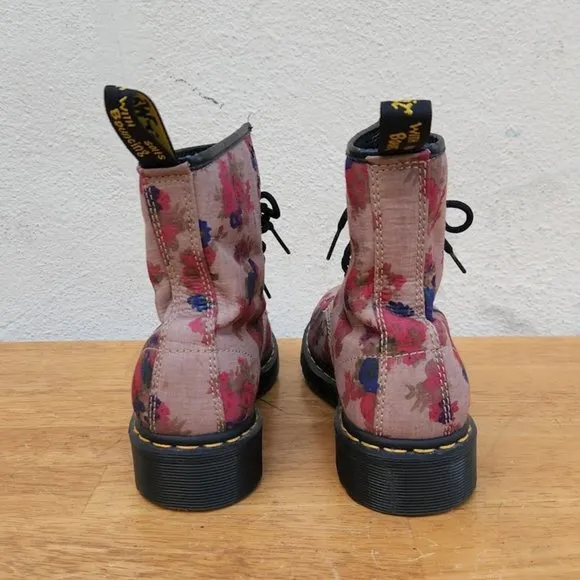 Dr. Martens Floral Castel Boots