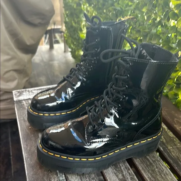 Dr. Martens Jadon Black Patent Leather Boots US 6 / EU 37 ⚫️✨