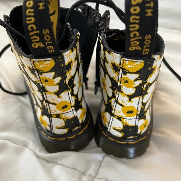Dr. Martens Kids Boots Black with Yellow and White Floral