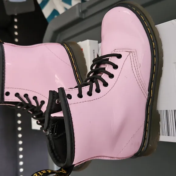 Dr. Martens Kids Pink Boots