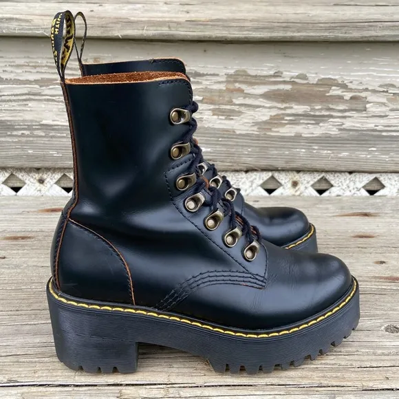 Dr. Martens Leona Heeled Boots in Black Vintage Smooth Leather Women's Size 5