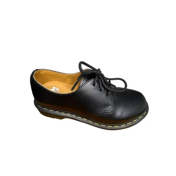 Dr. Martens Oxford Smooth Leather Comfort Lace Up Shoes