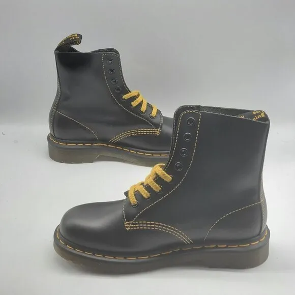 Dr. Martens Pascal 1460 Virginia Leather Black Mens Boots Size 5