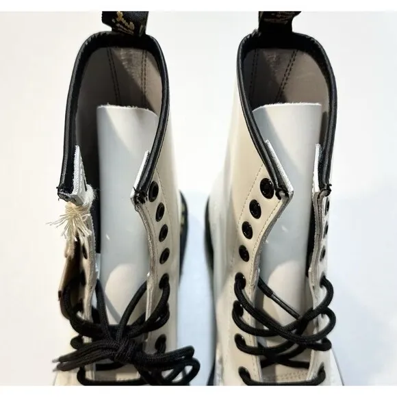Dr. Martens Pascal W 1460 Women’s Boots Size 6 White Leather  Authentic Classic