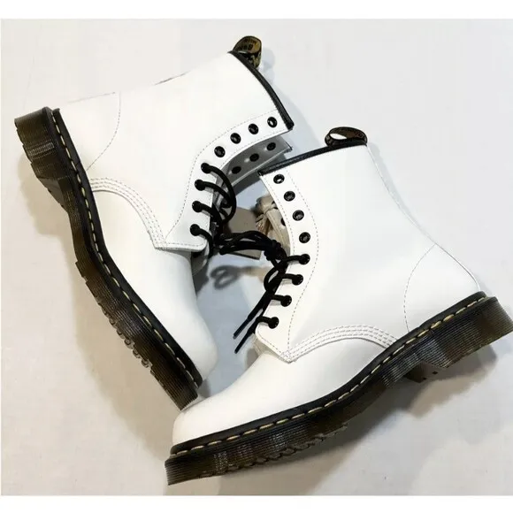 Dr. Martens Pascal W 1460 Women’s Boots Size 6 White Leather  Authentic Classic