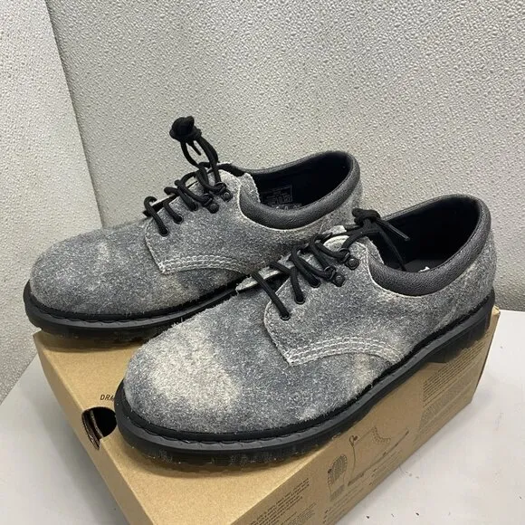 Dr. Martens Stonewashed Suede Casual Shoes – Men’s Size 11 – Grey – Open Box