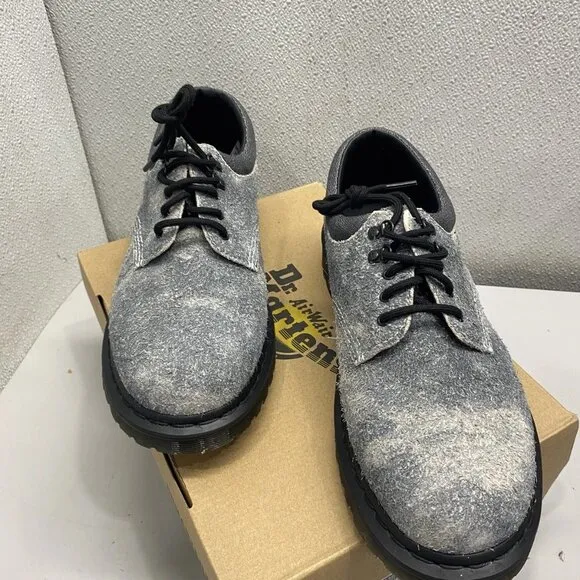 Dr. Martens Stonewashed Suede Casual Shoes – Men’s Size 11 – Grey – Open Box