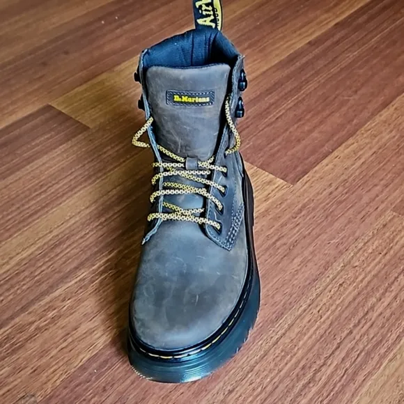 Dr Martens Tarik Utility Boot Crazy Horse Leather Brown Men's 7, Woman's 8