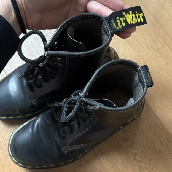 Dr Martens Vintage Made In England 1460 Combat Boots - Ladies Size 5 (UK 3)