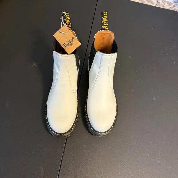 Dr Martens White Yellow Stitch Smooth Leather Chelsea Boots Unisex Size 9 / 8