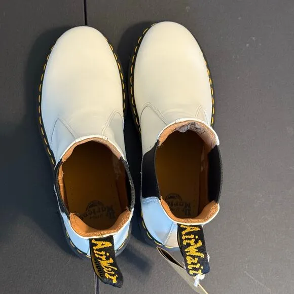 Dr Martens White Yellow Stitch Smooth Leather Chelsea Boots Unisex Size 9 / 8