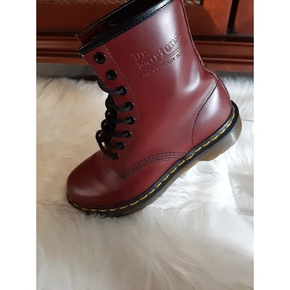 Dr. Martens Women's Boots Size 5 AirWair Bouncing Soles Burgundy