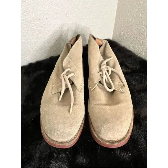 Dr. Martens Manton Mens Size 10 Taupe Suede Chukka Ankle Boots Lace Up Shoes