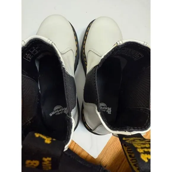 Dr. Martens Smooth Leather Platform Chelsea Boots NWOT Women's Sz. 6