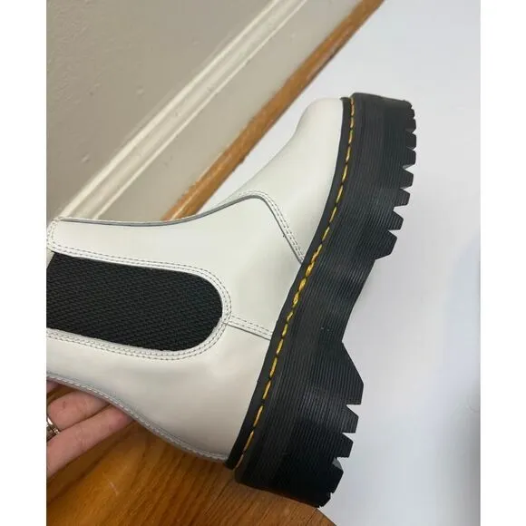 Dr. Martens Smooth Leather Platform Chelsea Boots NWOT Women's Sz. 6