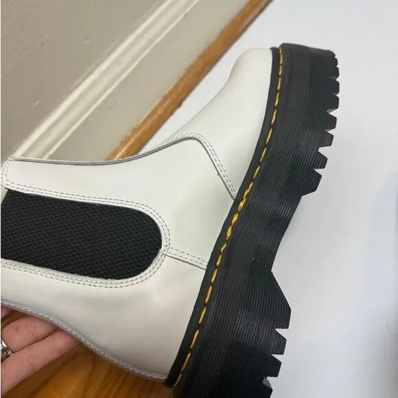 Dr. Martens Smooth Leather Platform Chelsea Boots NWOT Women's Sz. 6