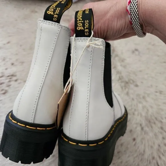 Dr. Martens 2976 Quad Smooth Leather Platform Chelsea Boot in White NEW
