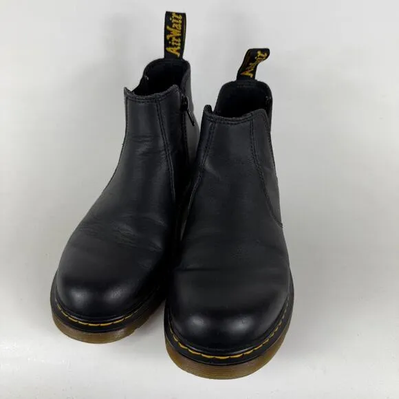 Dr.Martens 2976 Softy T Chelsea Boots Women's 7 Black Leather Side Zipper Ankle