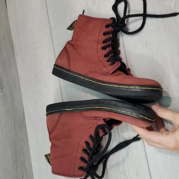 Dr.Martens Womens Shoreditch Maroon red  Ankle Lace Up Boots shoes sz 7