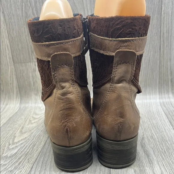 Dromedaris Kara Leather Combat Comfort Lined Boots Taupe