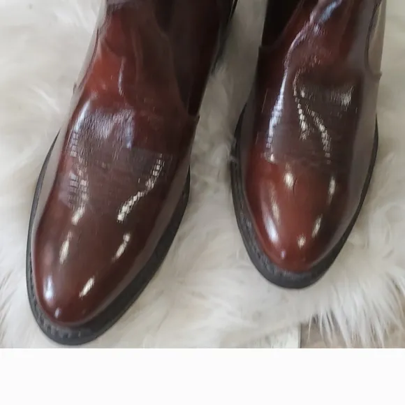 Durango Men's Brown Cowboy western dress Boots.