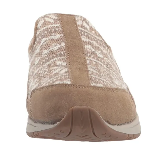 Easy Spirit Women's Traveltime suede Clog NWT size 6 slip on comfort