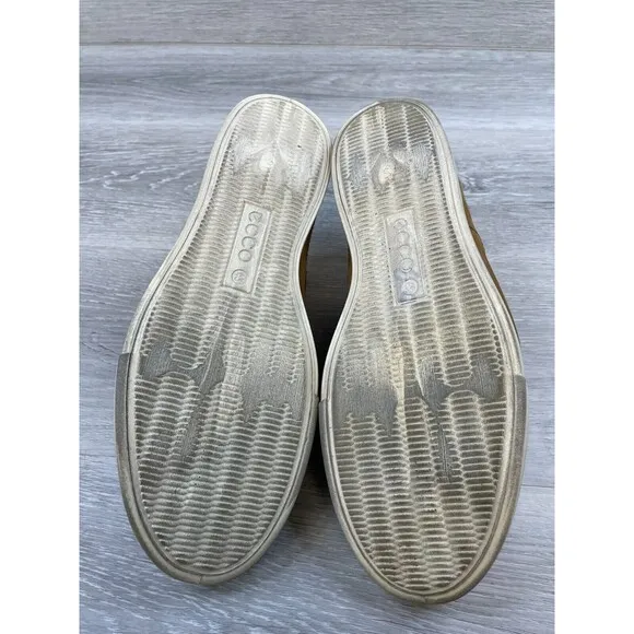 Ecco Collin 53588402112 Men's 9 Brown Perforated Leather Slip-On Casual Sneaker