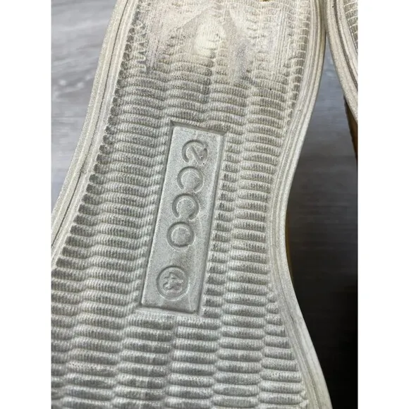 Ecco Collin 53588402112 Men's 9 Brown Perforated Leather Slip-On Casual Sneaker
